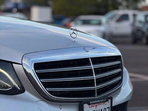 2017 Mercedes-Benz E-Class E 300 Sedan 4D