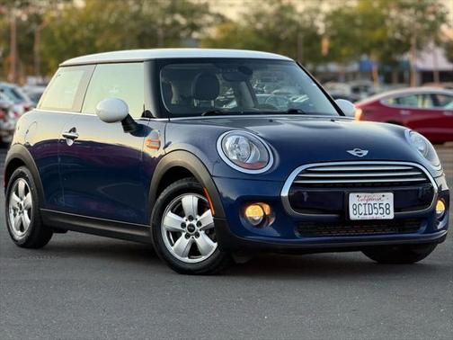 2014 MINI Hardtop Cooper