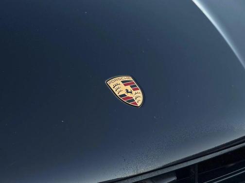 2020 Porsche Macan S