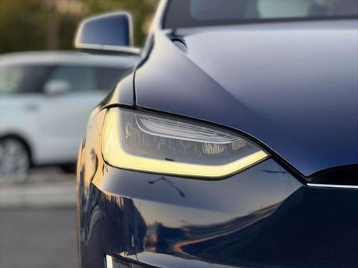 2016 Tesla Model X P90D