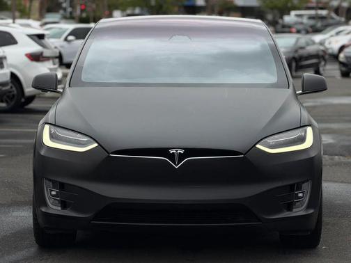 2020 Tesla Model X Long Range Plus Dual Motor All-Wheel Drive