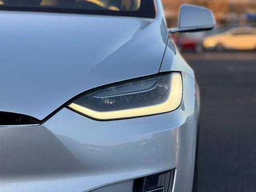 2018 Tesla Model X 100D