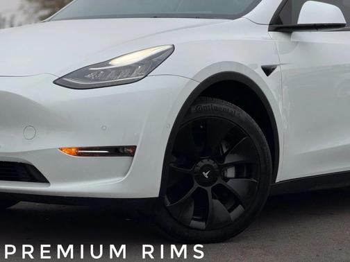 2021 Tesla Model Y Long Range Dual Motor All-Wheel Drive