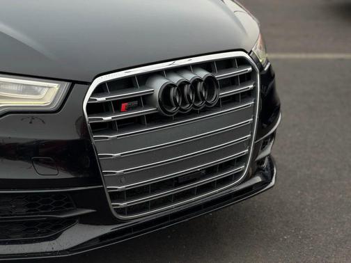 2013 Audi S6 4.0T Prestige