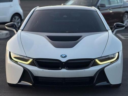 2016 BMW i8 Coupe 2D