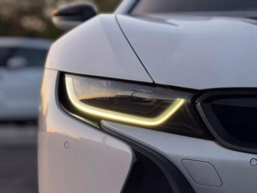 2016 BMW i8 Coupe 2D