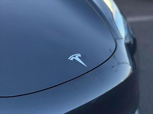 2022 Tesla Model 3 Standard Range