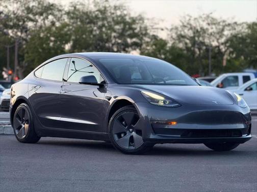 2022 Tesla Model 3 Standard Range