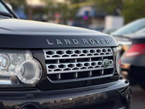 2013 Land Rover LR4 Base