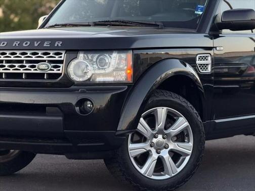 2013 Land Rover LR4 Base