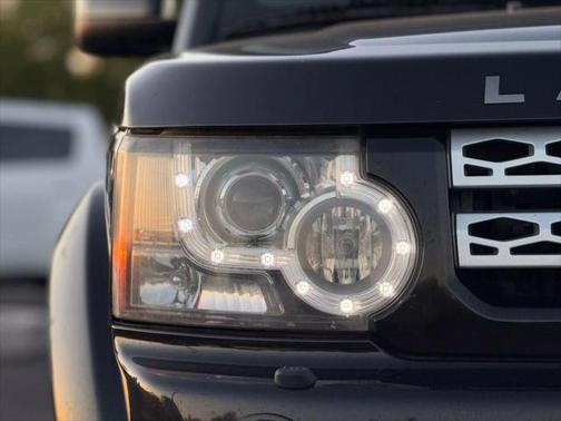 2013 Land Rover LR4 Base