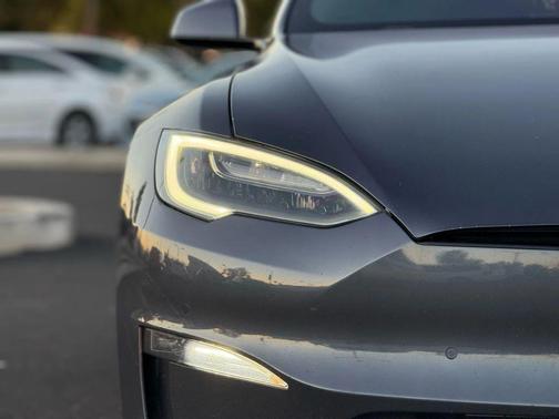 2021 Tesla Model S Long Range