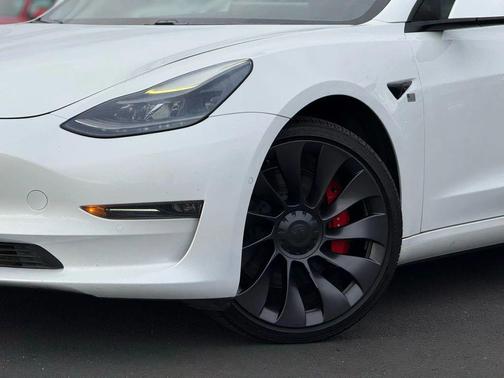 2021 Tesla Model 3 Performance