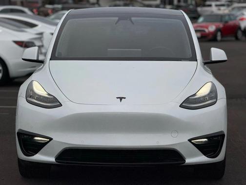 2021 Tesla Model Y Long Range Dual Motor All-Wheel Drive