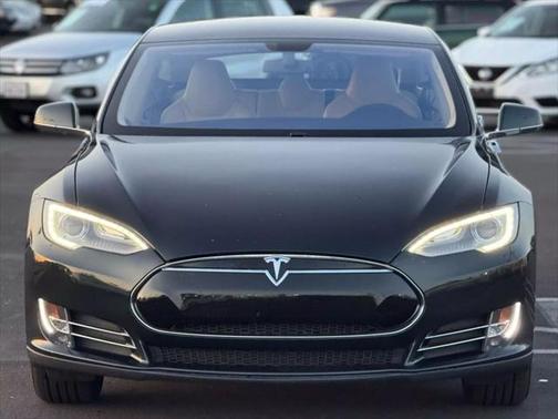 2013 Tesla Model S Sedan 4D