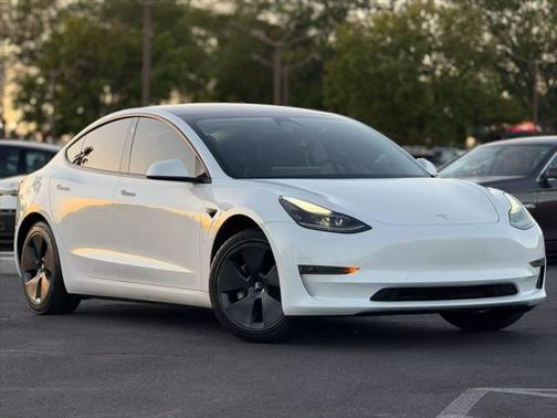 2021 Tesla Model 3 Standard Range Plus