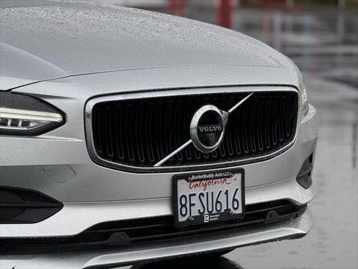2018 Volvo S90 T5 Momentum