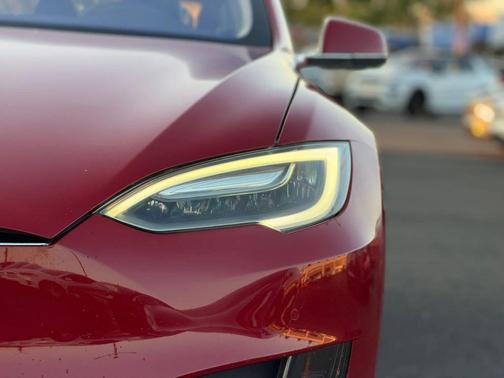 2016 Tesla Model S 75