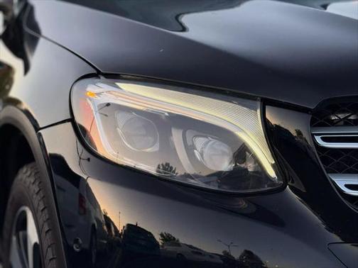 2019 Mercedes-Benz GLC 350e 4MATIC