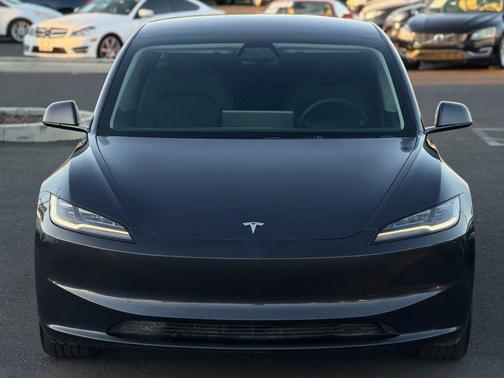 2024 Tesla Model 3 Long Range