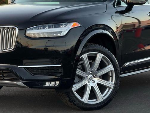 2019 Volvo XC90 T6 Inscription