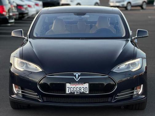 2013 Tesla Model S Performance