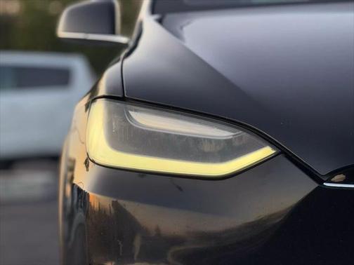 2017 Tesla Model X 75D