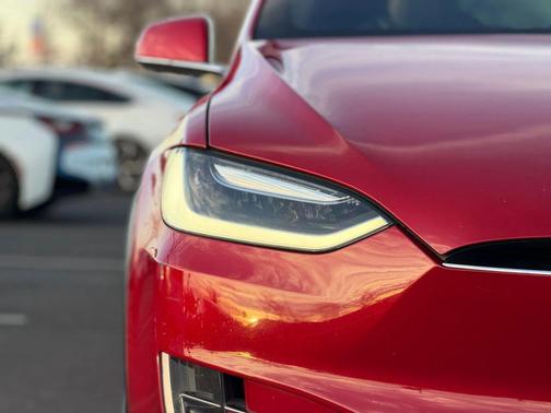 2016 Tesla Model X 75D