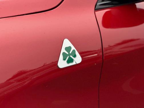 2018 Alfa Romeo Stelvio Ti Sport