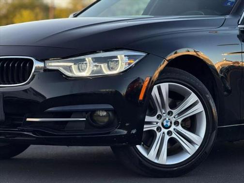2018 BMW 330 330i Sedan 4D