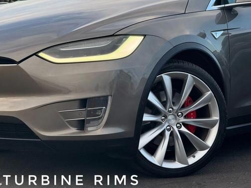 2016 Tesla Model X P90D