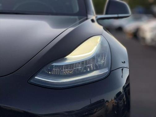 2018 Tesla Model 3 Mid Range