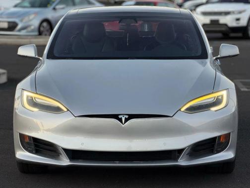2017 Tesla Model S 75