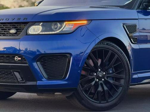 2017 Land Rover Range Rover Sport 5.0L Supercharged SVR