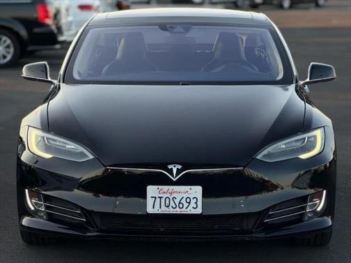 2016 Tesla Model S 90D
