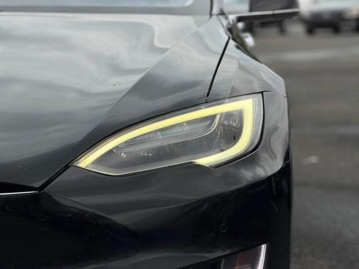 2016 Tesla Model S 75D