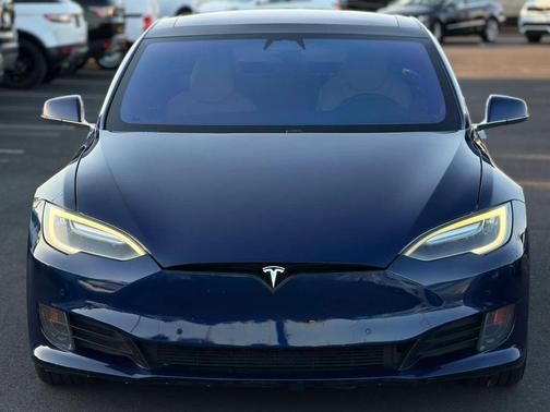 2017 Tesla Model S 75D