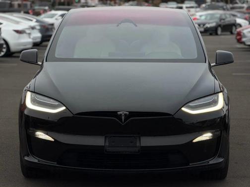 2023 Tesla Model X Plaid Tri Motor All-Wheel Drive