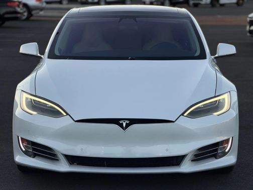 2016 Tesla Model S 75D