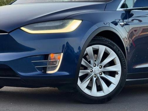 2018 Tesla Model X 75D
