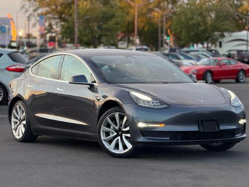 2019 Tesla Model 3 Standard Range