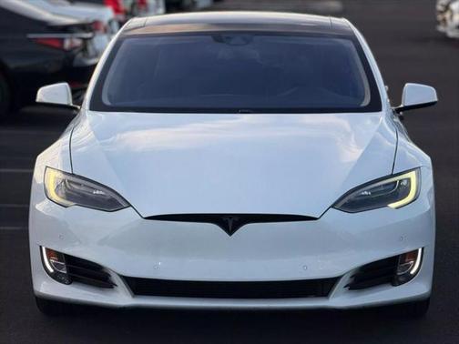 2016 Tesla Model S 75D