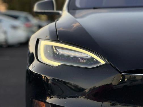 2016 Tesla Model S 75D