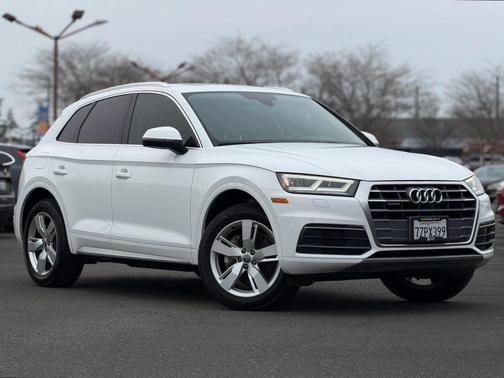 2018 Audi Q5 2.0T Tech Premium