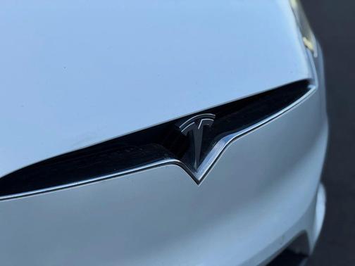 2016 Tesla Model X P90D
