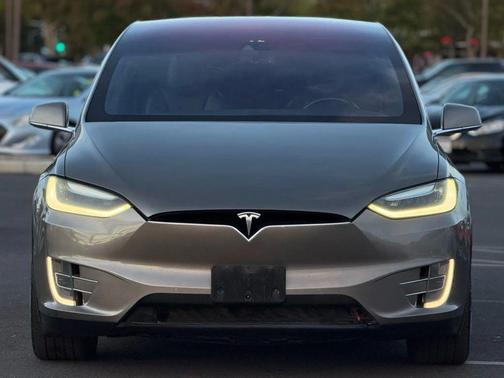 2016 Tesla Model X 90D Sport Utility 4D