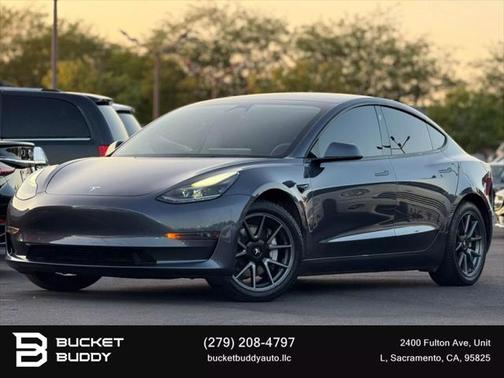 2022 Tesla Model 3 Standard Range