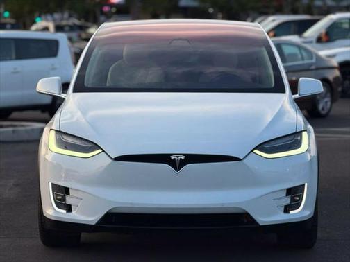 2017 Tesla Model X 75D