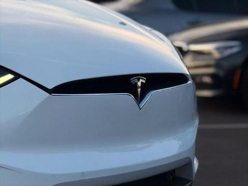 2017 Tesla Model X 75D