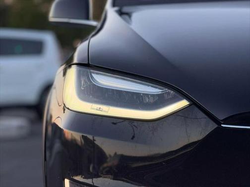 2017 Tesla Model X 75D